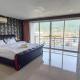 Bay Shore Ocean View by Get A Rent Phuket Patong Beach - Foto 1