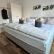 HARMONY stylishes 3-Zimmer Apartment 2bdr Balkon Parkplatz, 居特斯洛 - 照片 1