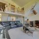 Luxury Lodge in Nature Cozy Scenic Country Home, Glenrock (фото 6)