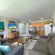 7FL Waikiki Condo, Steps to Beach with Free Parking, Honolulu (photo 3)