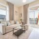 Steps from Retail Stores and Sports Facilities 1BR, Binghatti Gateway, Al Jaddaf by Deluxe Holiday Homes Dubaj - Fotografie 1
