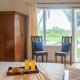 Frangipani 4BR with Pool & Field View, Nerul - Foto 2