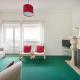 Nostalgic 70s Stay w Sunset Balcony, By TimeCooler, Lisbonne - Photo 8