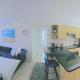 Spacious Beachside Apartment, Кейптаун - Фото 6