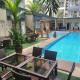 Sheryll Escapes - La Grande Phase 2, 1BR balcony 12th floor! Netflix, Ángeles (photo 8)