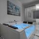 PREMIUM JACUZZI SUITE at the City center, by Aqua Platinum