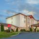 Ramada by Wyndham Sparta/At Speedway - Foto 1