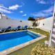 El Mar House & Private Heated Pool, Адехе (фото 7)