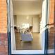 NEW - St James - City Centre Modern Apartment Canterbury - Photo 10