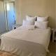King Room, En-Suite, Near City Centre Windhoek - Fotografie 1