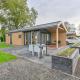 Chalet in Dutch Park with Garden and Terrace, Hoogersmilde