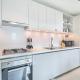 STAY BY LATINEM Luxury 1BR Holiday Home CVG 710 Near Burj Khalifa, Dubai - Foto 3