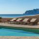 Villa Goldeneye by Abahana Villas