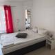 Wilcza Rooms and Apartments by best prices city center Warsaw, Varsavia - Foto 1