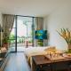 Evie House - Spacious & Cozy Homestay District 1