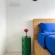 Cozy Mid-Century Condo with a Skyline View, Manila - Fotografie 5