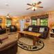 Adorable red cabin with hot tub, firepit, and seclusion! Sevierville - Foto 10