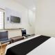 Hotel O A1 Premium AC Rooms, Pedda Waltair - Kuva 4