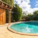 Cosy En-Suite Room with Private Restroom- AC & free parking, Окленд - Фото 4
