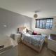 Three bedroom house with a garden, Redhill (foto 6)
