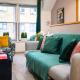 Central 1BR Apartment Sleeps 4, Georgian Townhouse, Near London Liverpool Street, Super Central London, Beautifully Designed, London - Photo 2