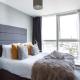 Stunning Waterfront Apartment with Titanic Views Sleeps 6 & Parking Belfast - Photo 1
