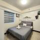 Spacious 1br 5min walk to AyalaMall Clvlf at THE CELANDINE, Манила - Фото 8