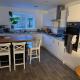 Large 4 Bedroom House - 15 Mins to Cardiff Central, Cogan (fotografie 8)