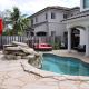 Luxury mansion with pool jacuzzi BBQ for ultimate scape Tamiami - Foto 3