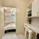 Studio Two Condominium, Alabang AMBER -Fiber WI-FI Netflix ready, Manille - Photo 5
