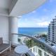 Stylish Oceanview Apartment Prime Location