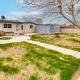 Work, Play and Relax Home with Yard in Lancaster!, Lancaster (Foto 3)