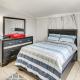 Work, Play and Relax Home with Yard in Lancaster!, Lancaster (Foto 10)