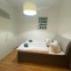 Peaceful 2BR Apartment 15-Min to Ottakring Station, Wien - Foto 1