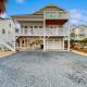 Salty Dogs, Holden Beach