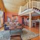 Granby Modern Cabin - Hot Tub & Mountain Views, Granby (foto 7)