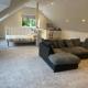 Spacious apartment with Hot Tub & Games Room Royal Wootton Bassett - Photo 3