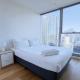 Cozy 2BR Apt Steps from Southern Cross City Views, Melbourne - Fotografie 3