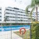 Beachside escape with parking and pool REMS Torremolinos - Foto 9