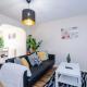 Cosy 3BDR House By Vista Stays Short Lets & Serviced Accommodation Manchester With PS4 and Parking, Manchester - Photo 5