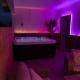 Le Cocon Rose Jacuzzi privé rêve et Douceur, Belin-Beliet - Photo 1