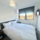 Up to 40 percent Off Old Trafford Modern Apartment, Manchester - Photo 10