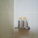Blush Haven with Netflix, WiFi and Balcony near Glorietta, Manila - Fotografie 2