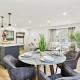 Stylish 3br Home, Close To Restaurantsshops