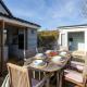 Charming Seaside Cottage - 5-Min Walk to Beach East Wittering - Zdjęcie 5
