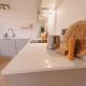 Elegant Hideaway City Centre,1 Bed Flat, 3rd Floor, Bath - Photo 3