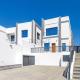 Sea-Facing 4BR Villa with Two Assistant Room, Heated Pool and Barbecue Space, Al Dana Island, Fujairah by Deluxe Holiday Homes, Fujaïrah (photo 7)