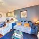 Nestor&Jeeves - CHAISE BLEUE - Central - Near Beach, Nice - Fotografie 3