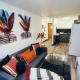 1BR City Centre Apt, Self Check In, Wifi, By DerBnB