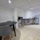 Spacious 3-Bedroom Apartment Near Stratford, 1 Minute From Train Station, London - Photo 4